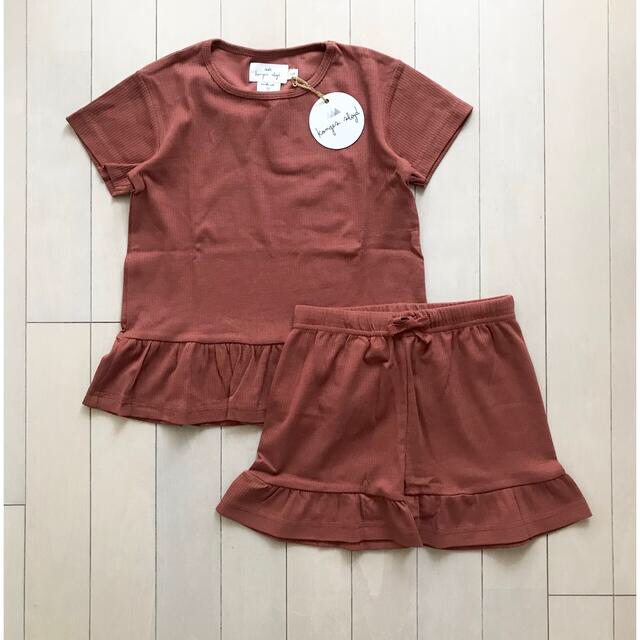 Caramel baby&child (キャラメルベビー&チャイルド)の新品✦Konges Sloejd 裾フリル リブセットアップ(5-6Y) キッズ/ベビー/マタニティのキッズ服女の子用(90cm~)(Tシャツ/カットソー)の商品写真