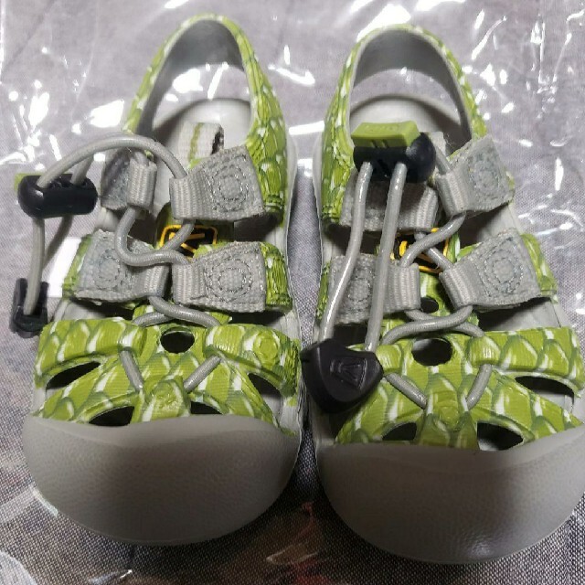 KEEN(キーン)のKEENベビー キッズ/ベビー/マタニティのベビー靴/シューズ(~14cm)(サンダル)の商品写真