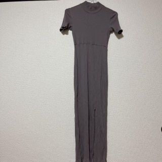 ザラ(ZARA)のザラ　カシクールのロングワンピース　スリットあり　あずき色(ロングワンピース/マキシワンピース)