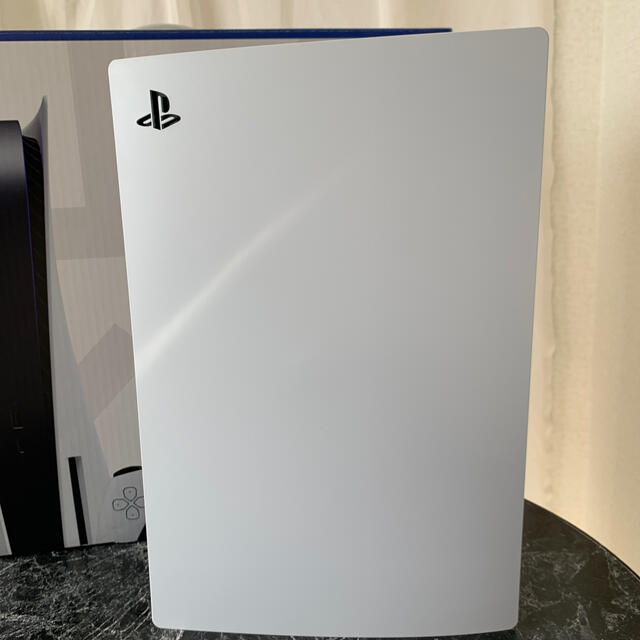 PlayStation(プレイステーション)のソニー PS5 CFl-1000A01  エンタメ/ホビーのゲームソフト/ゲーム機本体(家庭用ゲーム機本体)の商品写真