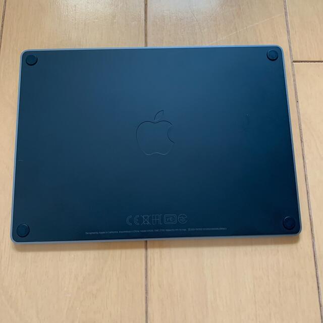 Apple(アップル)のApple Magic Trackpad 2 スペースグレイ スマホ/家電/カメラのPC/タブレット(PC周辺機器)の商品写真