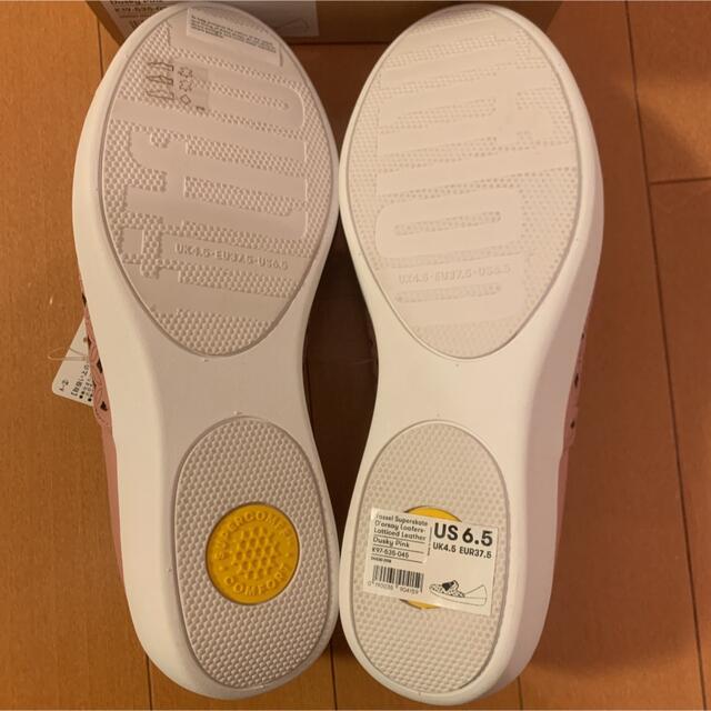 fitflop(フィットフロップ)のfitflopフィットフロップ コンフォートシューズ本革　新品23.5センチ レディースの靴/シューズ(ローファー/革靴)の商品写真