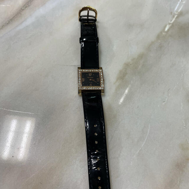 Pierre Lannier(ピエールラニエ)の半額以下　ピェール　ラニエ　腕時計　宝石入り　美品　　７４６ レディースのファッション小物(腕時計)の商品写真