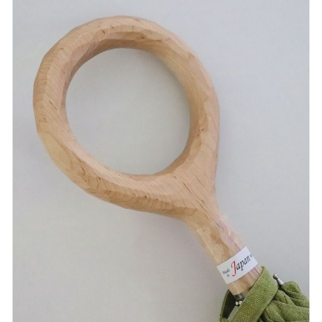 新品 生成り生地綿100％ 木製木彫り〇型持ち手 若草色 長傘 日傘 日本製 レディースのファッション小物(傘)の商品写真