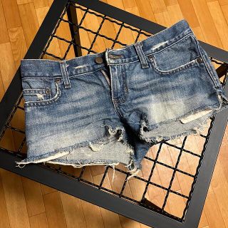 アバクロンビーアンドフィッチ(Abercrombie&Fitch)のアバクロ ショートデニムパンツ 腰履き ダメージジーンズ ミニ丈(デニム/ジーンズ)