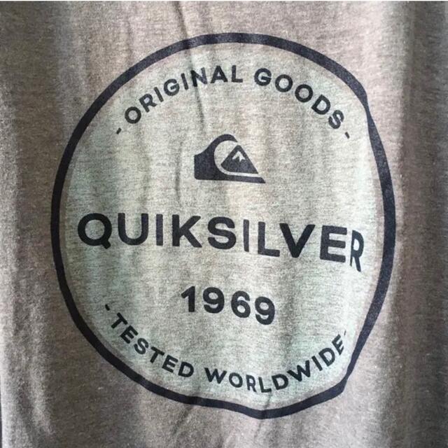 QUIKSILVER(クイックシルバー)のQSクイックシルバーUS限定オーバルプリントデザインTシャツ Ｍ スポーツ/アウトドアのスポーツ/アウトドア その他(サーフィン)の商品写真