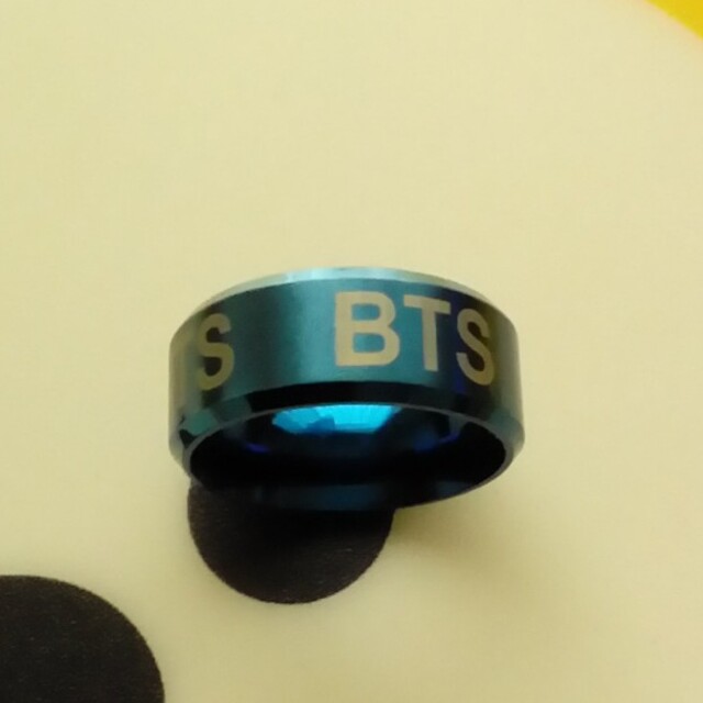 BTS 指輪　ブルー レディースのアクセサリー(リング(指輪))の商品写真