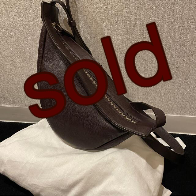 celine(セリーヌ)の早い者勝\廃盤品 The Row ザロウバナナバッグS レディースのバッグ(ショルダーバッグ)の商品写真