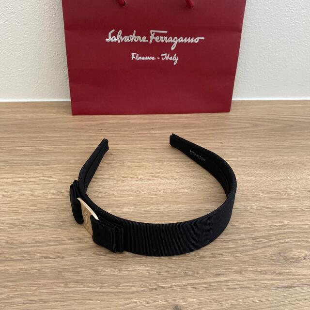 Ferragamo(フェラガモ)のフェラガモ　カチューシャ レディースのヘアアクセサリー(カチューシャ)の商品写真