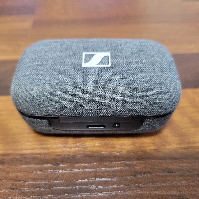 SENNHEISER(ゼンハイザー)のMOMENTUM True Wireless 2 スマホ/家電/カメラのオーディオ機器(ヘッドフォン/イヤフォン)の商品写真