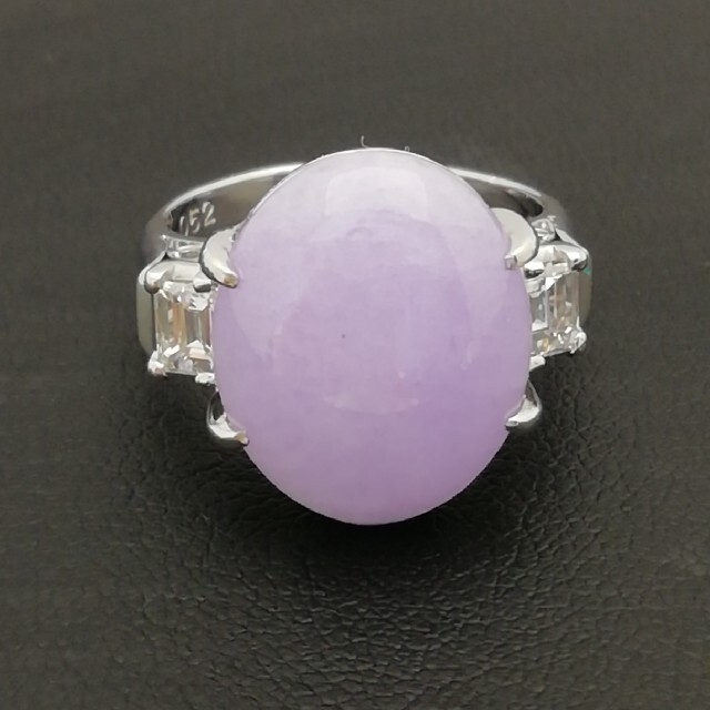 Pt900⚪ラベンダー翡翠9.66ct✨ダイヤ✨0.52ct⚪上品✨宝石指輪