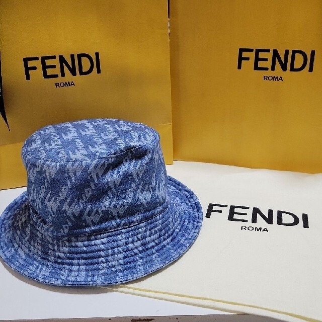 FENDI(フェンディ)のFEND☆バケットハット　デニム☆ レディースの帽子(ハット)の商品写真