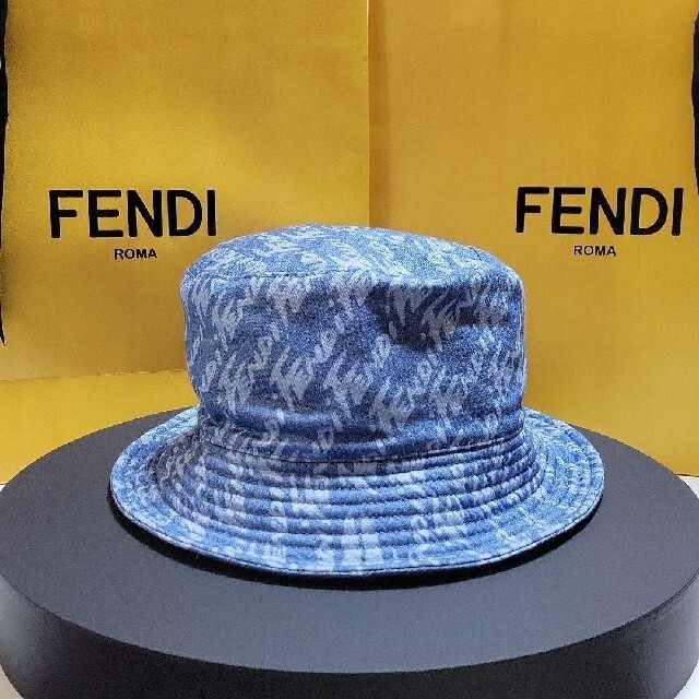 FENDI(フェンディ)のFEND☆バケットハット　デニム☆ レディースの帽子(ハット)の商品写真