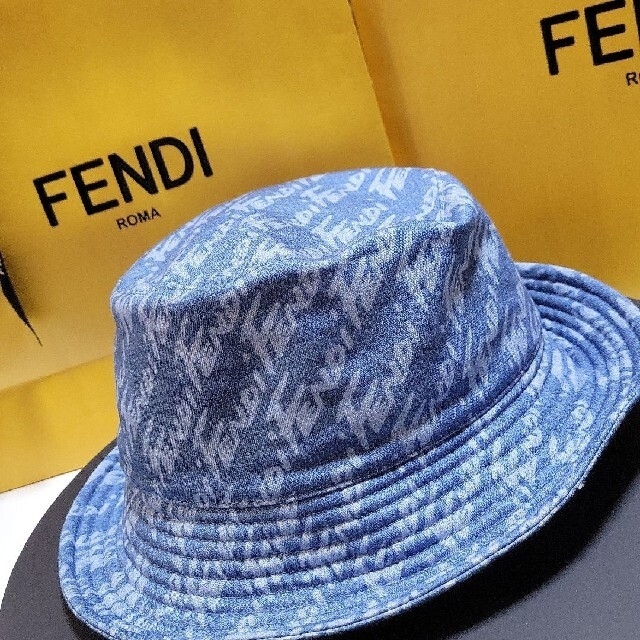 FENDI(フェンディ)のFEND☆バケットハット　デニム☆ レディースの帽子(ハット)の商品写真