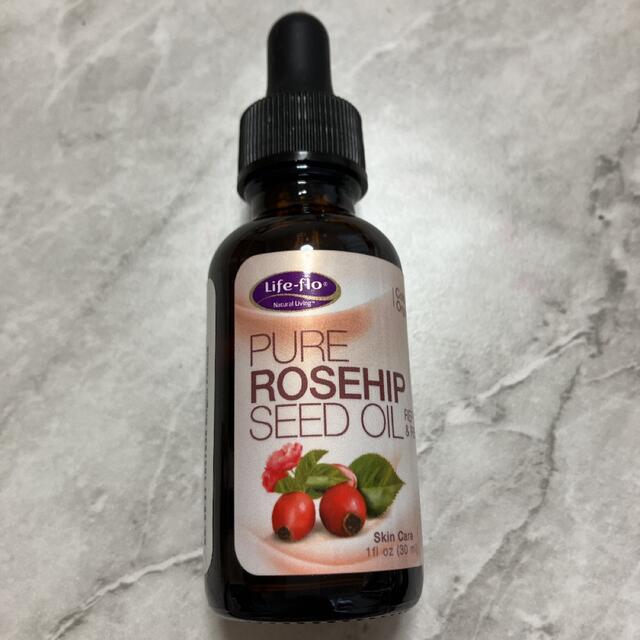 Cosme Kitchen(コスメキッチン)のLife Flo Health Pure Rosehip Seed Oil コスメ/美容のスキンケア/基礎化粧品(フェイスオイル/バーム)の商品写真