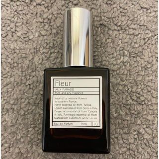 オゥパラディ(AUX PARADIS)のAUX PARADIS フルール オードパルファム(Fleur) 15ml(香水(女性用))