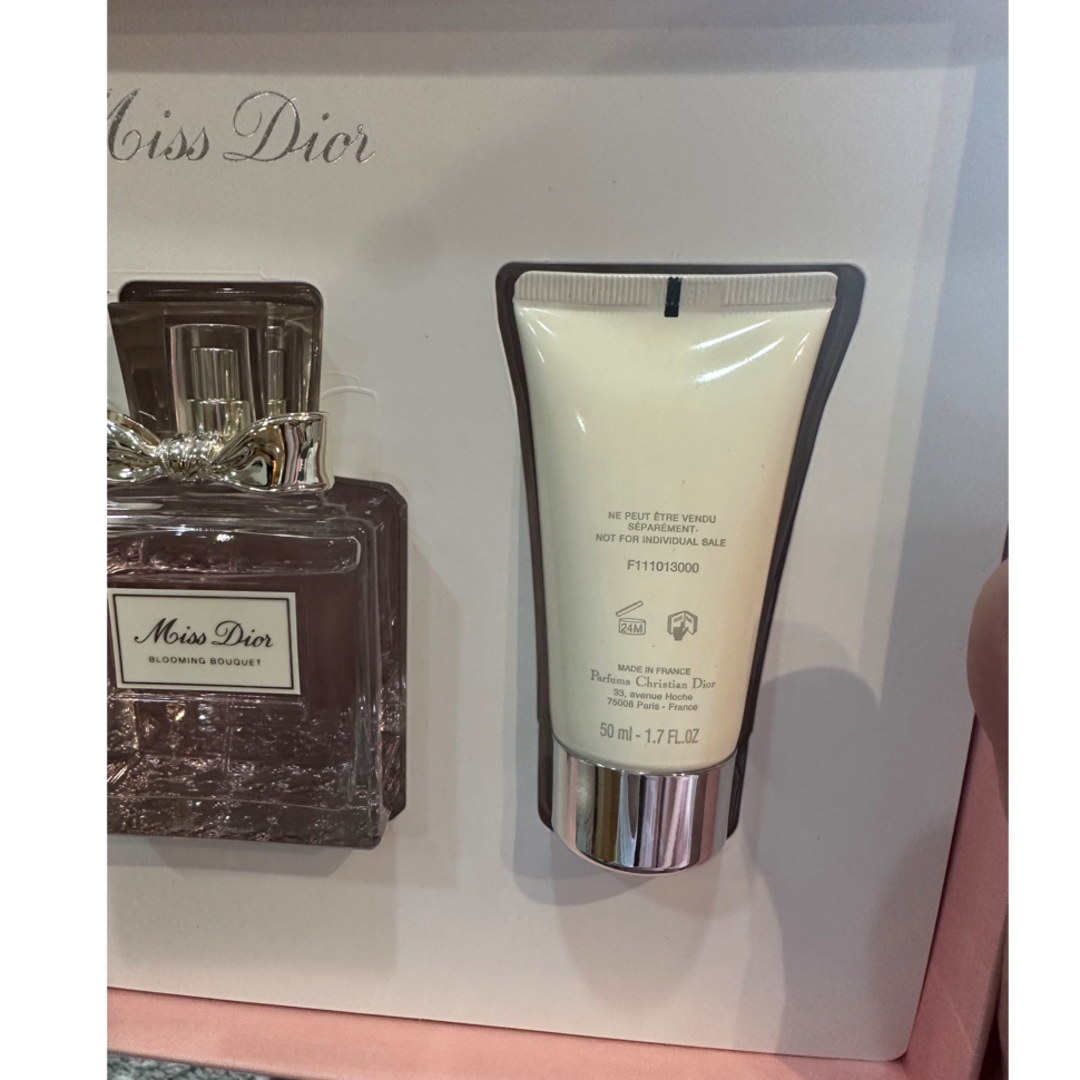 Christian Dior(クリスチャンディオール)のDIOR ミスディオールブルーミングブーケ100ml ボディミルク50mlセット コスメ/美容の香水(香水(女性用))の商品写真