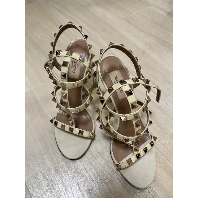 valentino ヴァレンティノ ハイヒール ヒール サンダル 買い純正品 ヴァレンティノ ヒールサンダル サンダル