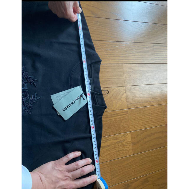 Balenciaga(バレンシアガ)のバレンシアガ　黒　刺繍　ロゴ メンズのトップス(Tシャツ/カットソー(半袖/袖なし))の商品写真