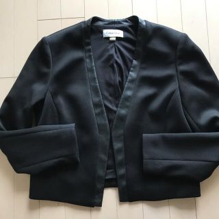 カルバンクライン(Calvin Klein)の日本未入荷　カルバンクライン  ノーカラージャケット　タキシード　レディース(テーラードジャケット)