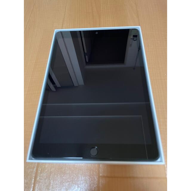 Apple(アップル)のiPad（第9世代）WiFiモデル64GB スマホ/家電/カメラのPC/タブレット(タブレット)の商品写真