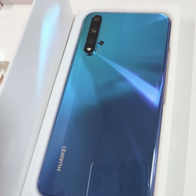 HUAWEI(ファーウェイ)の美品　HUAWEI nova 5T スマホ/家電/カメラのスマートフォン/携帯電話(スマートフォン本体)の商品写真