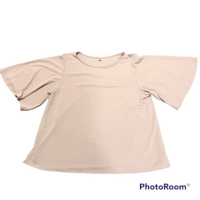 UNIQLO(ユニクロ)のユニクロ・UNIQLO・フレアスリーブTシャツ・ゆるふわコーデ・二の腕隠れる・ レディースのトップス(Tシャツ(半袖/袖なし))の商品写真