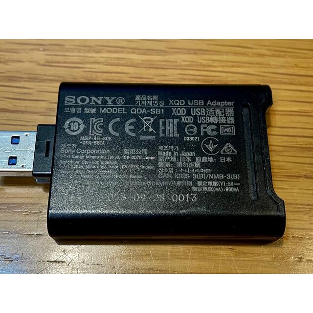 SONY(ソニー)のSONY QD-G120 XQDメモリーカード&カードリーダー QDA-SB1  スマホ/家電/カメラのスマホ/家電/カメラ その他(その他)の商品写真