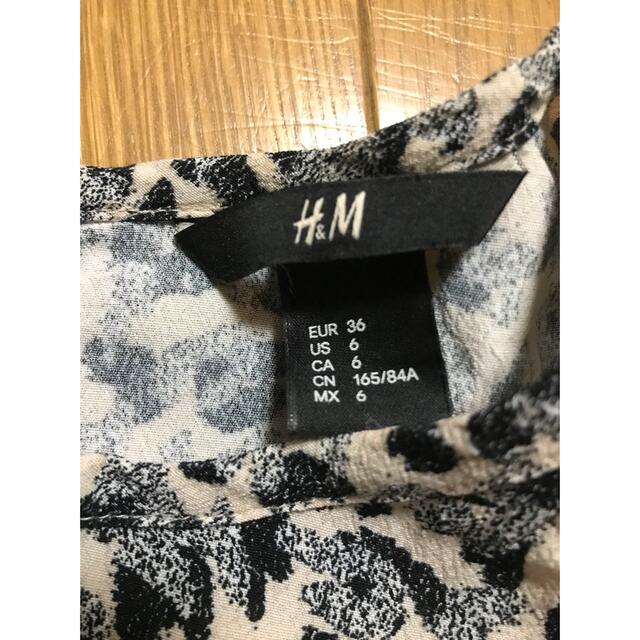 H&M(エイチアンドエム)のH&M シャツ レディースのトップス(Tシャツ(半袖/袖なし))の商品写真