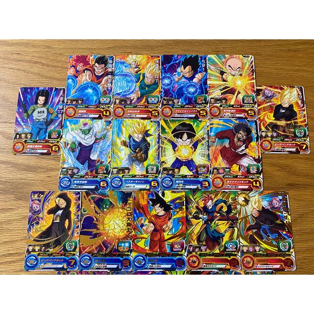 ドラゴンボール(ドラゴンボール)のスーパードラゴンボールヒーローズ 大量セット 30枚　カード　まとめ売り エンタメ/ホビーのトレーディングカード(その他)の商品写真