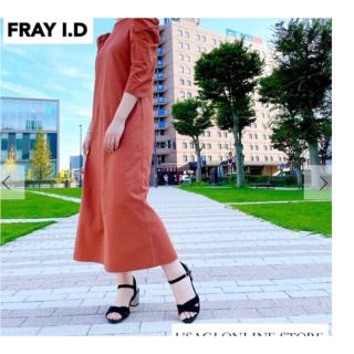 フレイアイディー(FRAY I.D)のFRAY I.D  パフスリーブストレートカットワンピース (ロングワンピース/マキシワンピース)