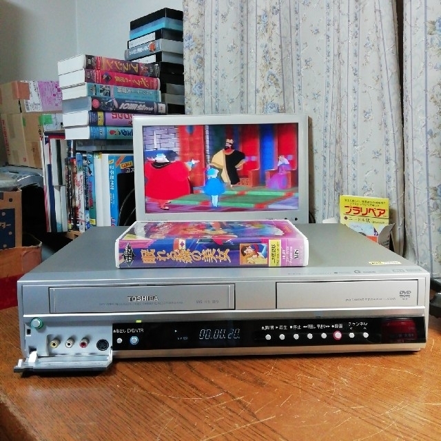 東芝(トウシバ)のTOSHIBA DVD/VHSレコーダー【D-VR5】 スマホ/家電/カメラのテレビ/映像機器(DVDレコーダー)の商品写真