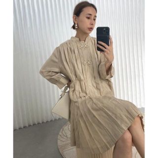 アメリヴィンテージ(Ameri VINTAGE)のAMERI AMERI CHINA PLEATS BLOUSE(シャツ/ブラウス(長袖/七分))