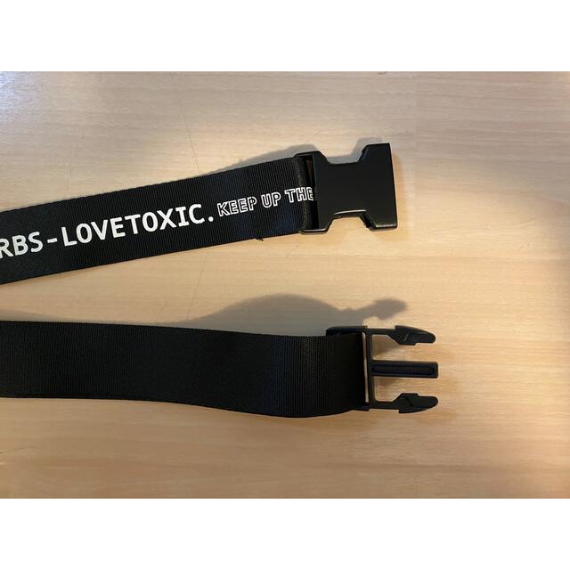lovetoxic(ラブトキシック)のLOVE TOXIC ベルト キッズ/ベビー/マタニティのこども用ファッション小物(ベルト)の商品写真