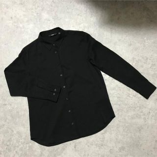 ユニクロ(UNIQLO)のUNIQLO 黒シャツ レディース(シャツ/ブラウス(長袖/七分))