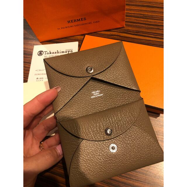 HERMES  エルメス　カルヴィデュオ　エトゥープ