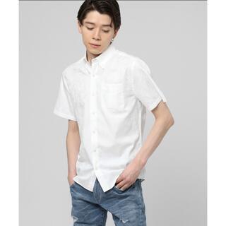 ヴァンキッシュ(VANQUISH)のヴァンキッシュ　シャドーカモフラドレスシャツ　ホワイト　半袖　新品未使用(シャツ)