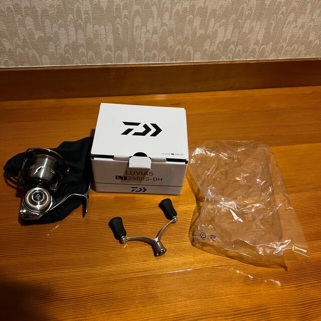 DAIWA(ダイワ)のダイワ　ルビアス　LT2500S-DH スポーツ/アウトドアのフィッシング(リール)の商品写真