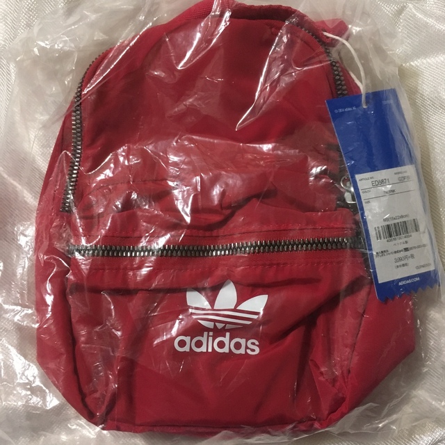 adidas(アディダス)のアディダス　ミニリュック レディースのバッグ(リュック/バックパック)の商品写真