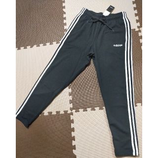 アディダス(adidas)のやっちゃん様専用 AJP-421  新品 アディダス ジャージパンツ 黒&白 O(トレーニング用品)