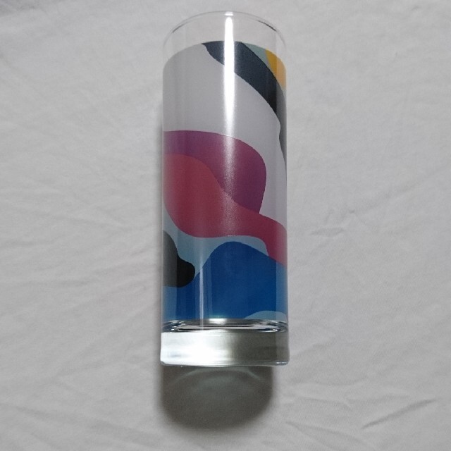 ボンベイ サファイア アートグラス グラス コップ お酒 食器 非売品 迷彩 インテリア/住まい/日用品のキッチン/食器(グラス/カップ)の商品写真
