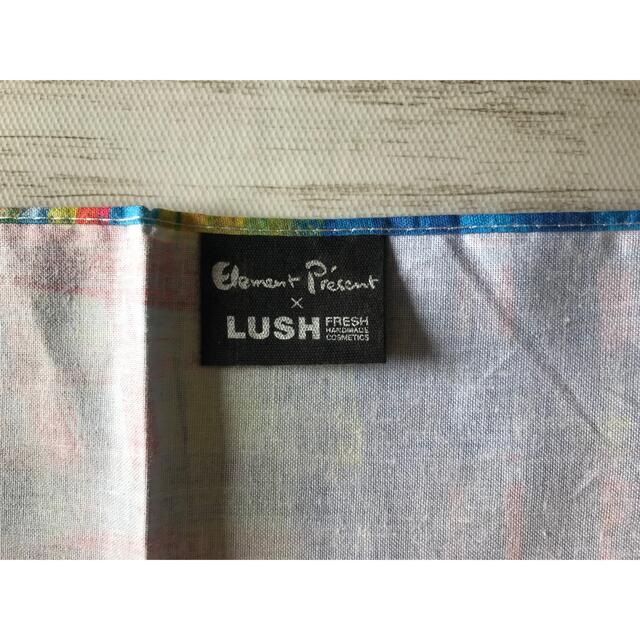 LUSH(ラッシュ)のLUSH ラッシュ　バンダナ　ハンカチ　スカーフ　風呂敷　 レディースのファッション小物(バンダナ/スカーフ)の商品写真