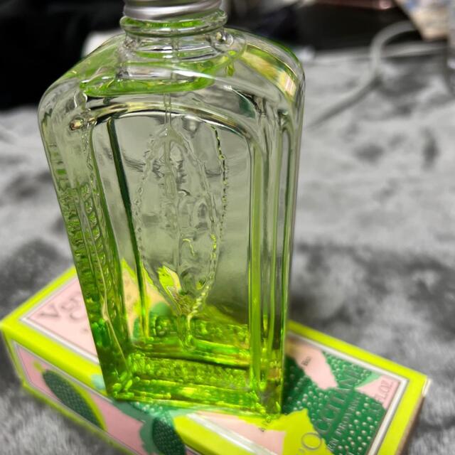 L'OCCITANE(ロクシタン)のロクシタン　アクアカクタスヴァーベナ   ヴァーベナ　100ml コスメ/美容の香水(ユニセックス)の商品写真