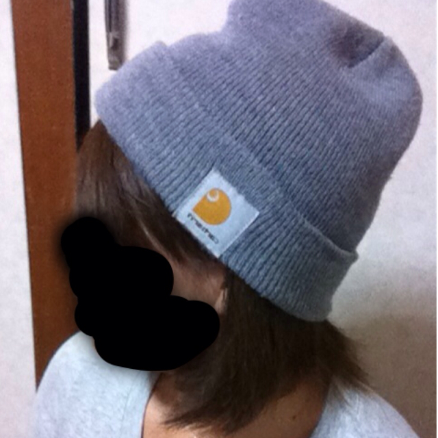 carhartt(カーハート)の定番‼carharttニット帽 レディースの帽子(ニット帽/ビーニー)の商品写真