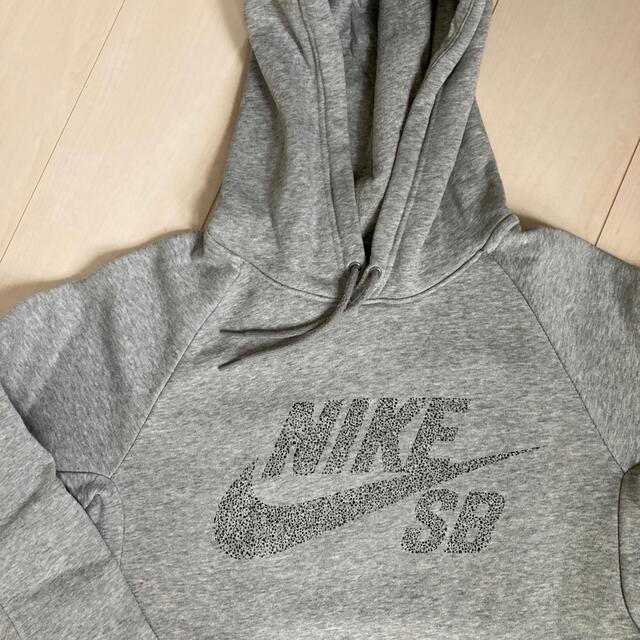 NIKE(ナイキ)のナイキSBパーカー メンズのトップス(パーカー)の商品写真