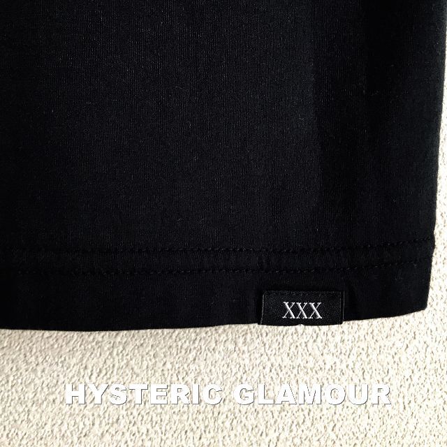 Thee Hysteric XXX(ジィヒステリックトリプルエックス)の【THEE HYSTERIC XXX】Rストーンズ TASCHEN Tシャツ メンズのトップス(Tシャツ/カットソー(半袖/袖なし))の商品写真