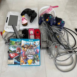 ニンテンドウ(任天堂)のwii Uセット(家庭用ゲーム機本体)