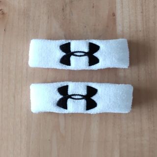 アンダーアーマー(UNDER ARMOUR)のアンダーアーマー アームバンド(トレーニング用品)