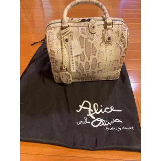 アリスアンドオリビア(Alice+Olivia)のアリスアンドオリビア　バック(ハンドバッグ)