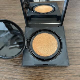 ナーズジャパン(NARS)のNARS ラディアントロングウェアクッションファンデーション5879(ファンデーション)